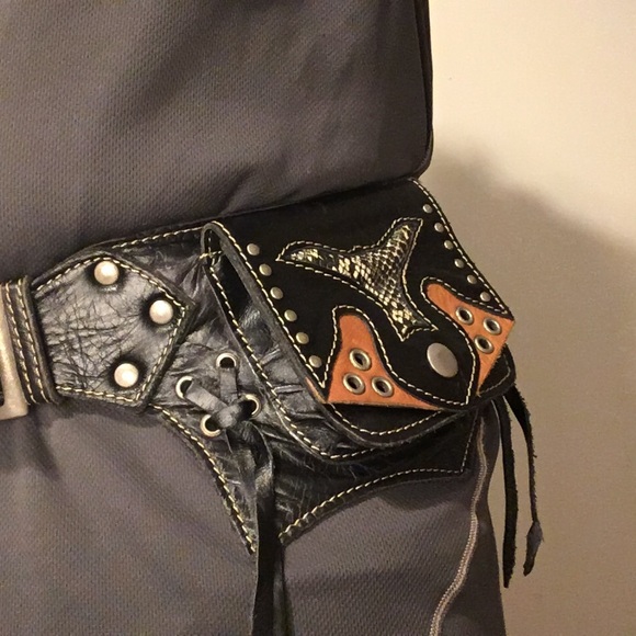 SOLD Handmade Leather Western Inspired Utility Belt - Picture 14 of 14